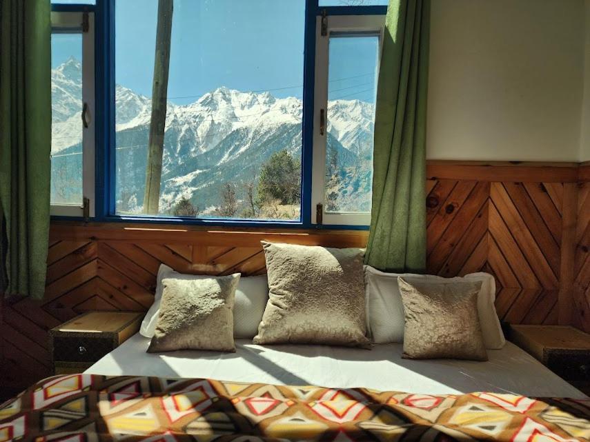 Safarnama Retreat Homestay - All Rooms With Mountain View 칼파 외부 사진