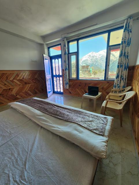 Safarnama Retreat Homestay - All Rooms With Mountain View 칼파 외부 사진